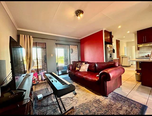 3 BEDROOM APARTMENT FOR SALE IN EDLEEN